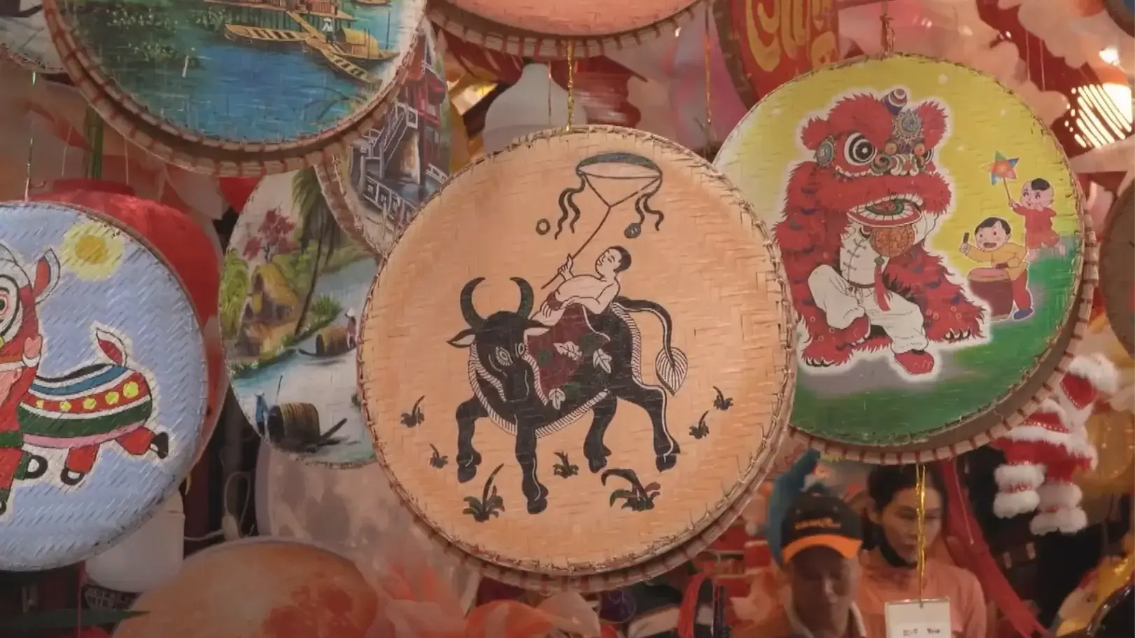 Rực rỡ sắc màu Trung thu truyền thống